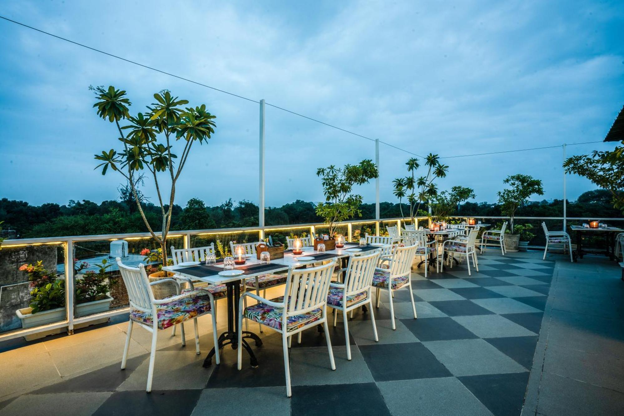 Tripli Hotels Shiv Villas Udaipur Exterior foto